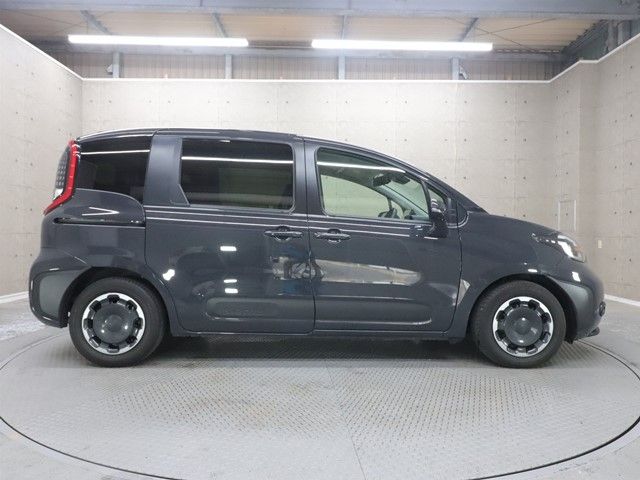 TOYOTA SIENTA 2023 Image 31