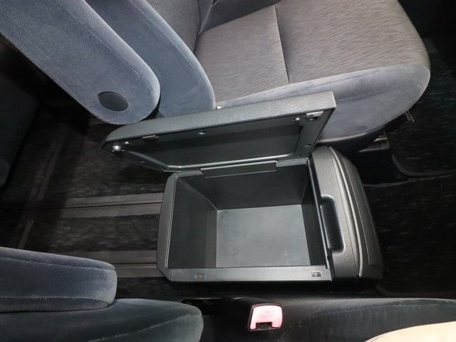 TOYOTA ALPHARD 2009 Image 31