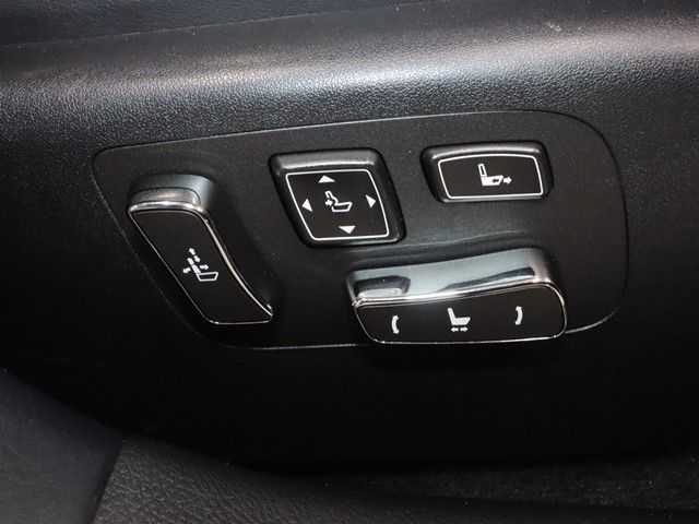 TOYOTA LEXUS LS600H 2015 Image 31