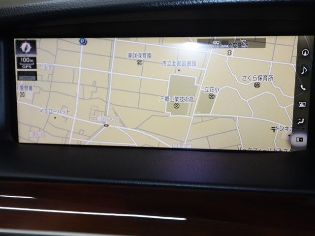 TOYOTA LEXUS LS600H 2015 Image 31