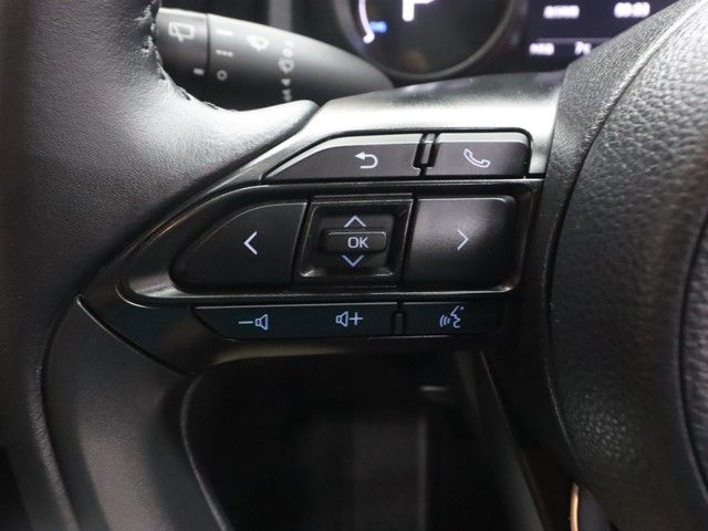 TOYOTA YARIS CROSS HYBRID 2020 Image 31