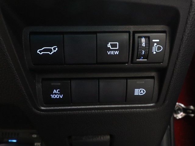 TOYOTA YARIS CROSS HYBRID 2020 Image 31