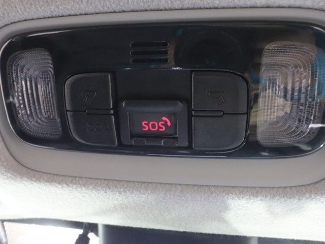 TOYOTA YARIS CROSS HYBRID 2020 Image 31