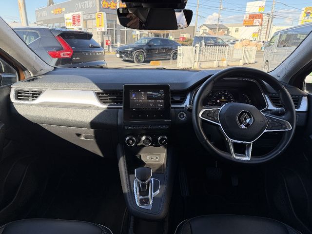 RENAULT CAPTUR 2021 Image 31