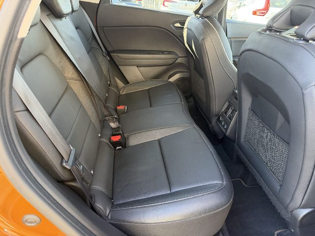 RENAULT CAPTUR 2021 Image 31