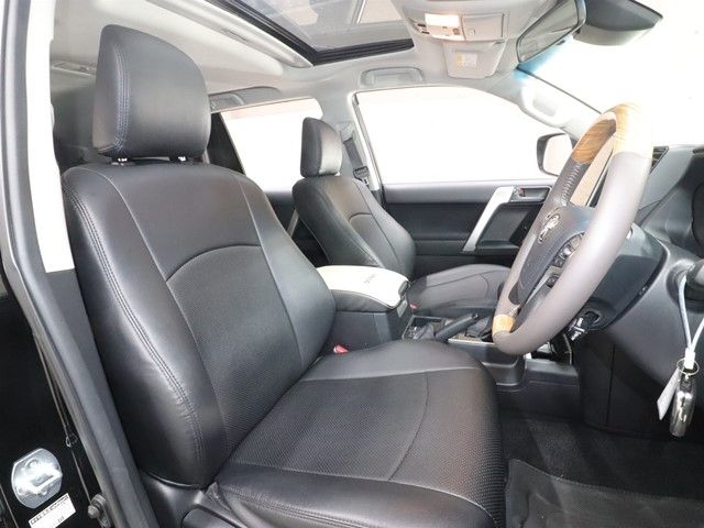 TOYOTA LANDCRUISER PRADO 2021 Image 31