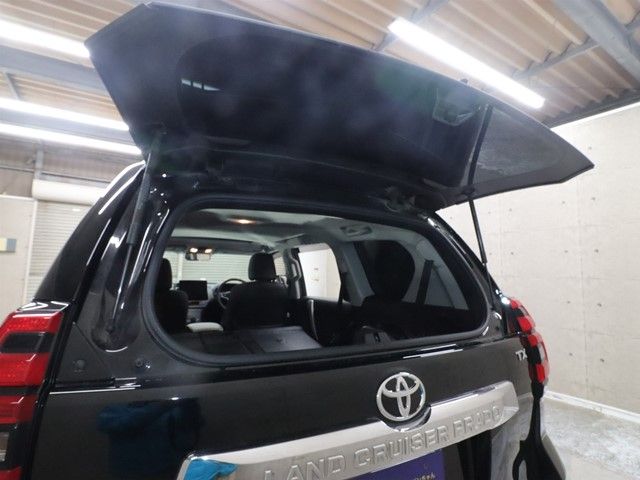 TOYOTA LANDCRUISER PRADO 2021 Image 31