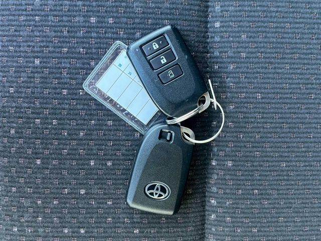 TOYOTA SPADE 2015 Image 31