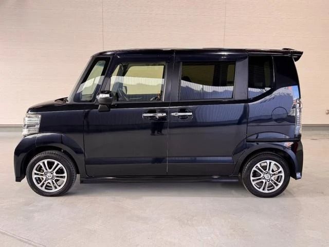 HONDA N BOX CUSTOM 2017 Image 31