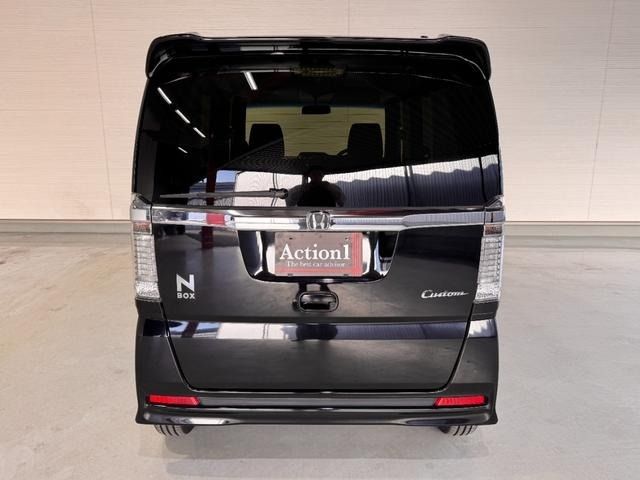 HONDA N BOX CUSTOM 2017 Image 31