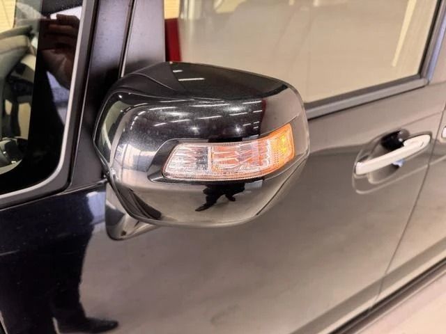 HONDA N BOX CUSTOM 2017 Image 31