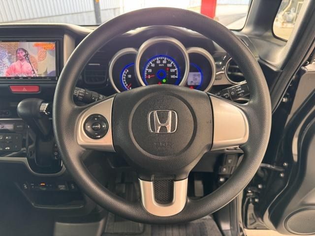 HONDA N BOX CUSTOM 2017 Image 31