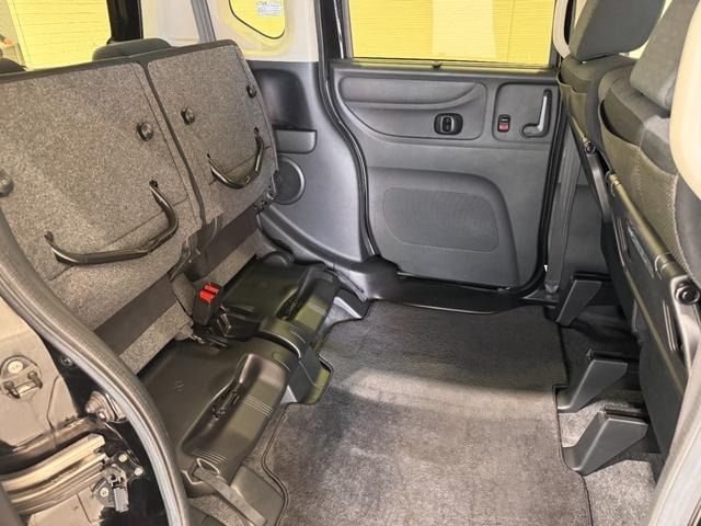 HONDA N BOX CUSTOM 2017 Image 31