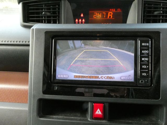 TOYOTA TANK 2019 Image 31