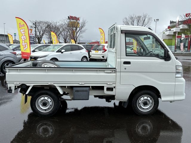 DAIHATSU HIJET TRUCK 4WD 2014 Image 31
