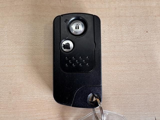 HONDA CR-Z 2012 Image 31