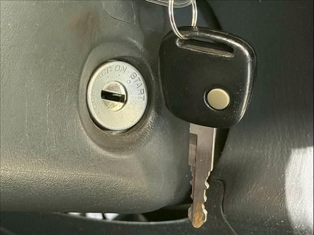 SUZUKI JIMNY 4WD 2014 Image 31