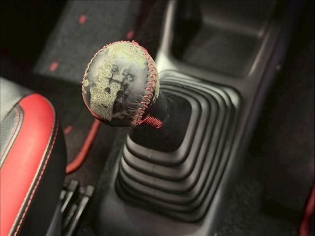 SUZUKI JIMNY 4WD 2014 Image 31