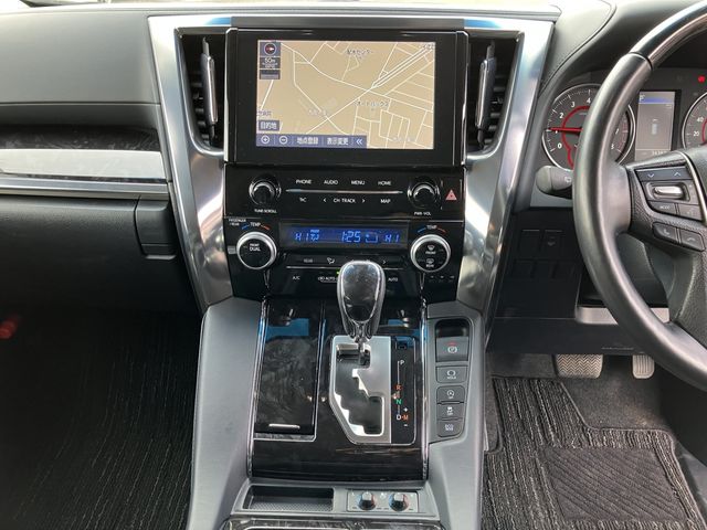 TOYOTA ALPHARD 4WD 2023 Image 31