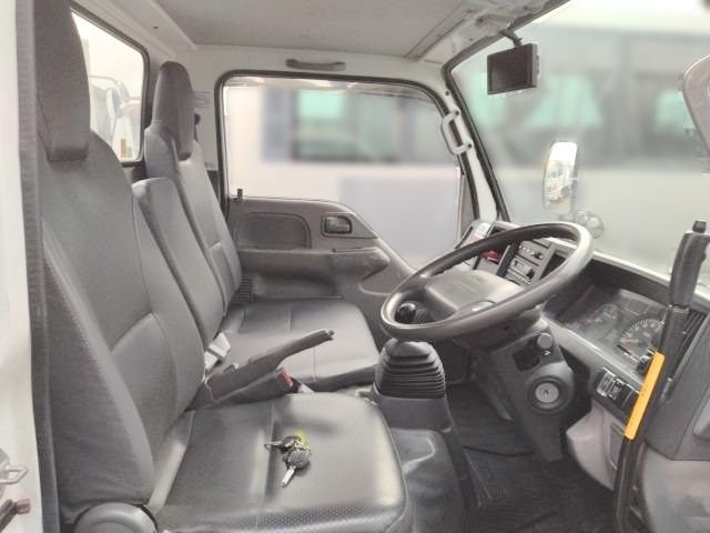 ISUZU ELF 2014 Image 31