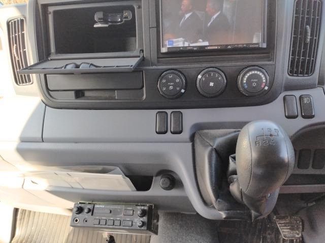 MITSUBISHI CANTER 2015 Image 31