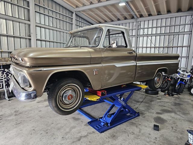 OTHERS  2013 Image 31