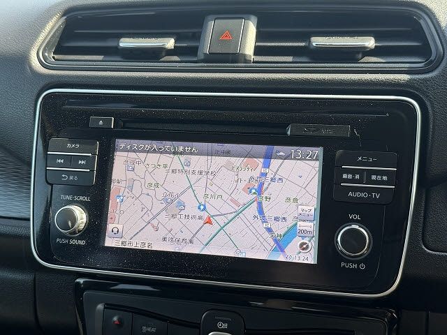 NISSAN LEAF 2017 Image 31