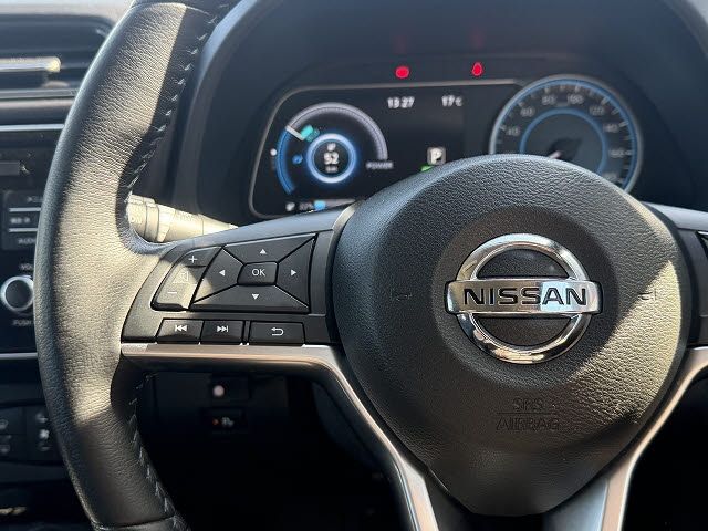 NISSAN LEAF 2017 Image 31