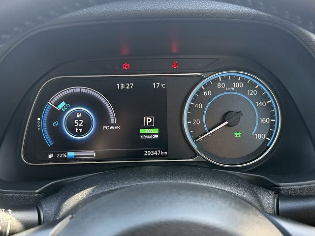 NISSAN LEAF 2017 Image 31