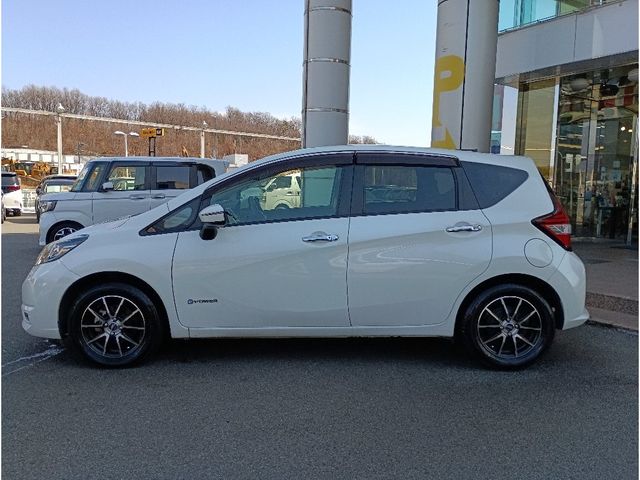 NISSAN NOTE 2016 Image 31