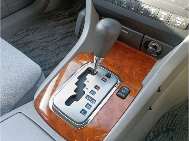 TOYOTA MARK2 SEDAN 4WD 2001 Image 31