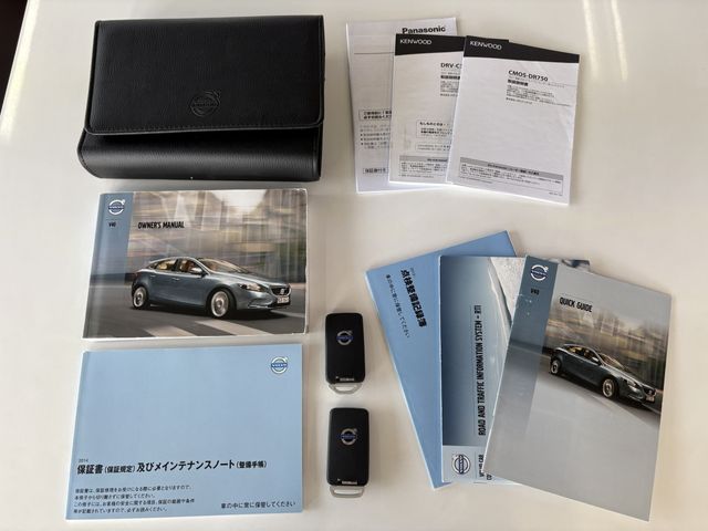 VOLVO V40 2013 Image 31