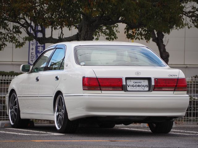TOYOTA CROWN SEDAN 2001 Image 31