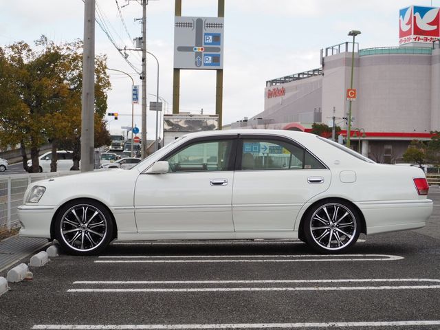 TOYOTA CROWN SEDAN 2001 Image 31
