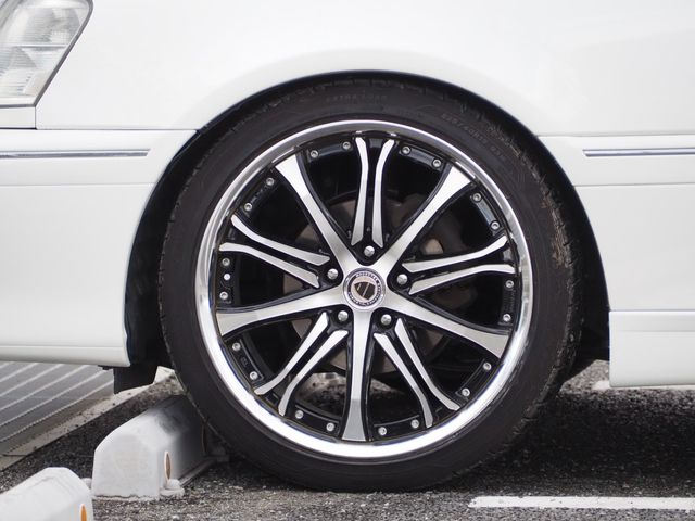 TOYOTA CROWN SEDAN 2001 Image 31