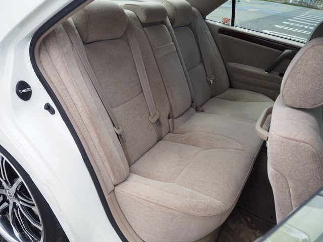 TOYOTA CROWN SEDAN 2001 Image 31