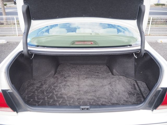 TOYOTA CROWN SEDAN 2001 Image 31