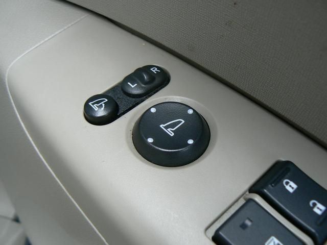 HONDA N BOX 2013 Image 31