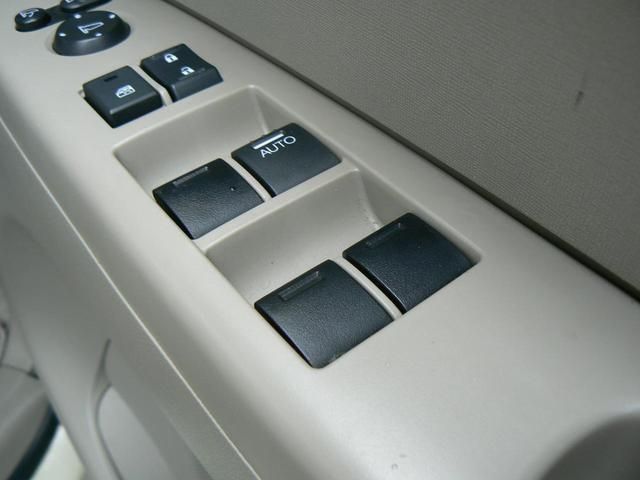 HONDA N BOX 2013 Image 31