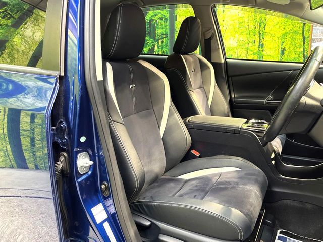 TOYOTA PRIUS ALPHA 2015 Image 31