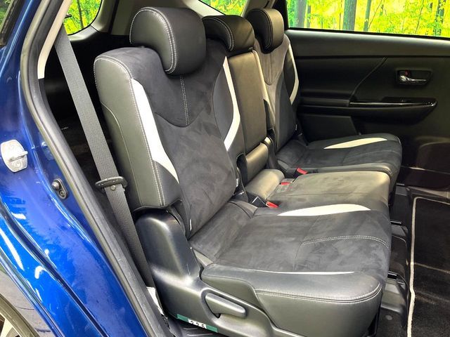 TOYOTA PRIUS ALPHA 2015 Image 31