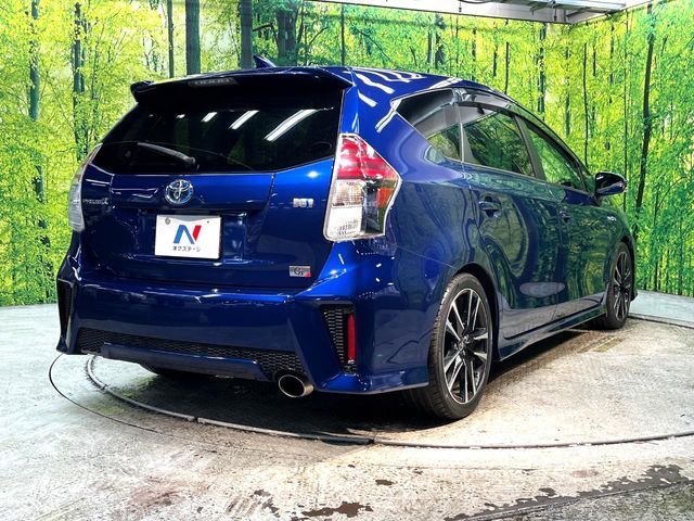 TOYOTA PRIUS ALPHA 2015 Image 31