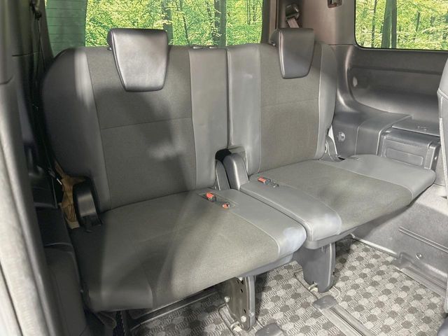 TOYOTA NOAH HYBRID 2019 Image 31