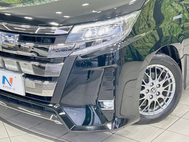 TOYOTA NOAH HYBRID 2019 Image 31