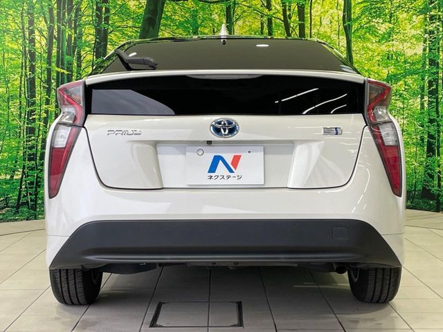 TOYOTA PRIUS 2016 Image 31