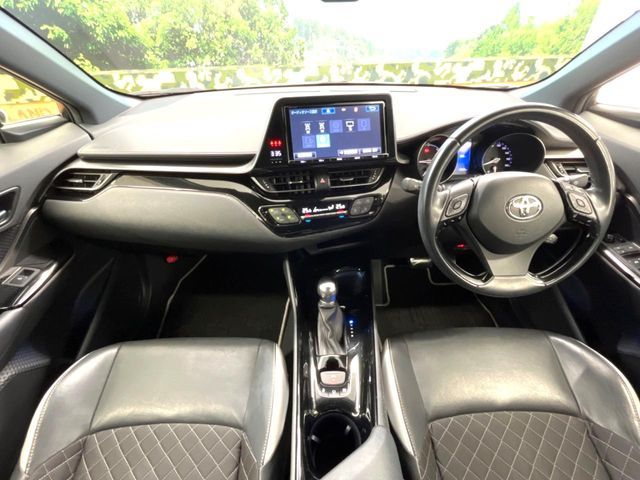 TOYOTA C-HR 2019 Image 31