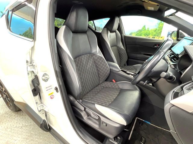 TOYOTA C-HR 2019 Image 31