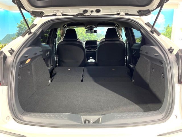 TOYOTA C-HR 2019 Image 31