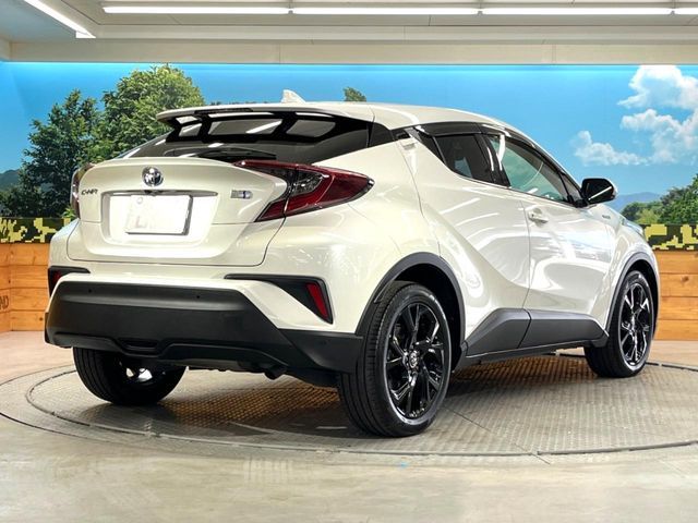 TOYOTA C-HR 2019 Image 31