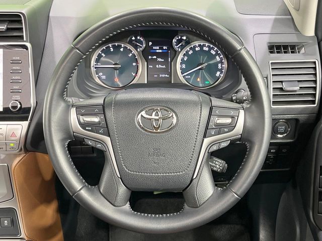 TOYOTA LANDCRUISER PRADO 2021 Image 31